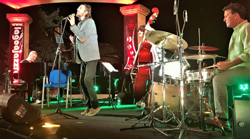Portugiese Salvador Sobral singt spanische Songs bei Algarve-Festival Lagoa Jazz Fest 2017